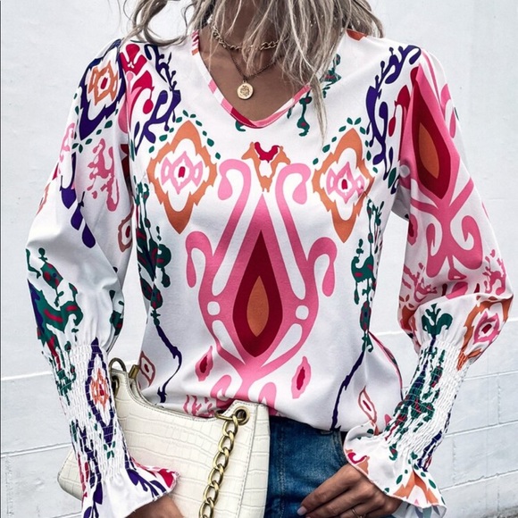 Boho Abstract Shirred Smocked Cuff Long Sleeve Top Blouse - Picture 2 of 6